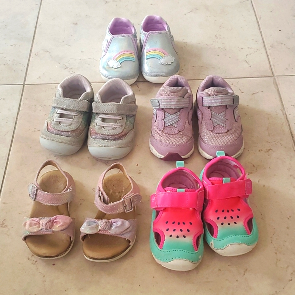 Lot of 5 toddler shoes size 6 WIDE